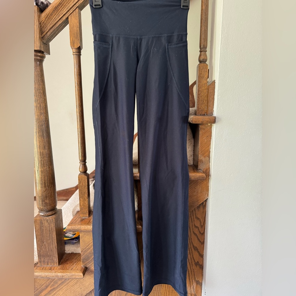 Navy flare legging